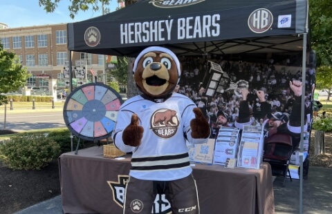 Hershey Bears mascot