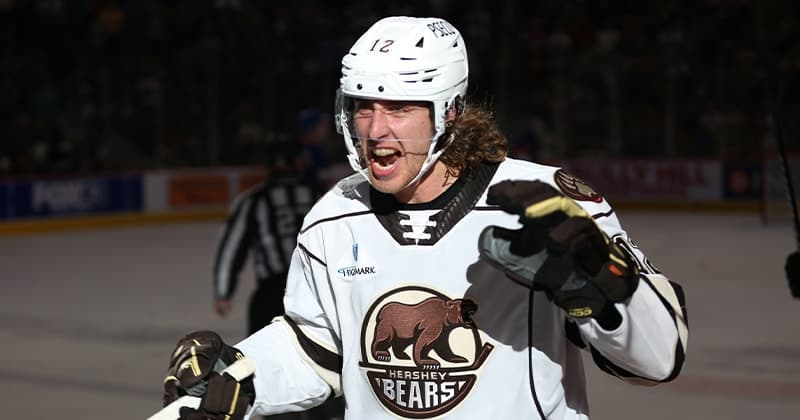 Limoges, Priskie Lift Bears to 3 1 Win Over Islanders