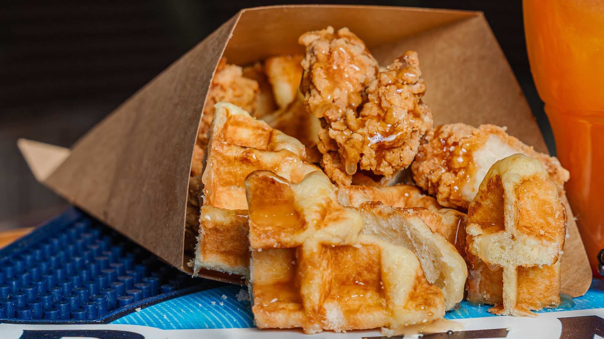 25.HB.FB.Blue Moon Brunch.Chicken N Waffles