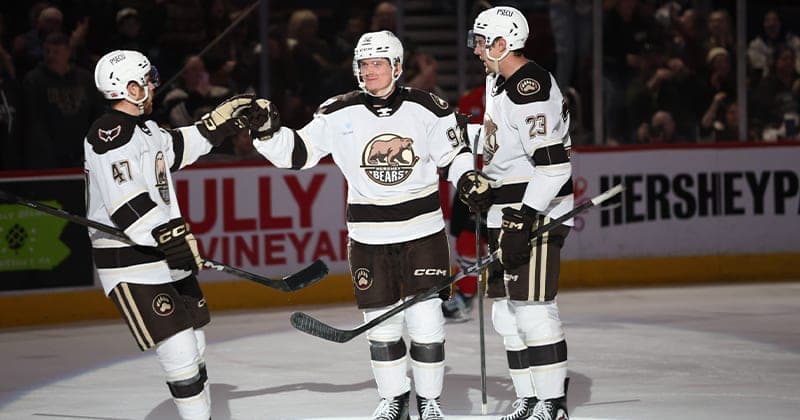 Belpedio and Clarke Pace Bears to 5 2 Teddy Bear Toss Win Over IceHogs