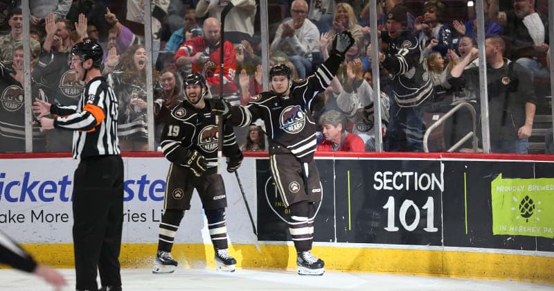 Miroshnichenko Powers Bears to 4 2 Win Over Wolf Pack