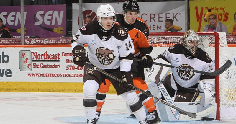Bears Fall to Phantoms, 4 2