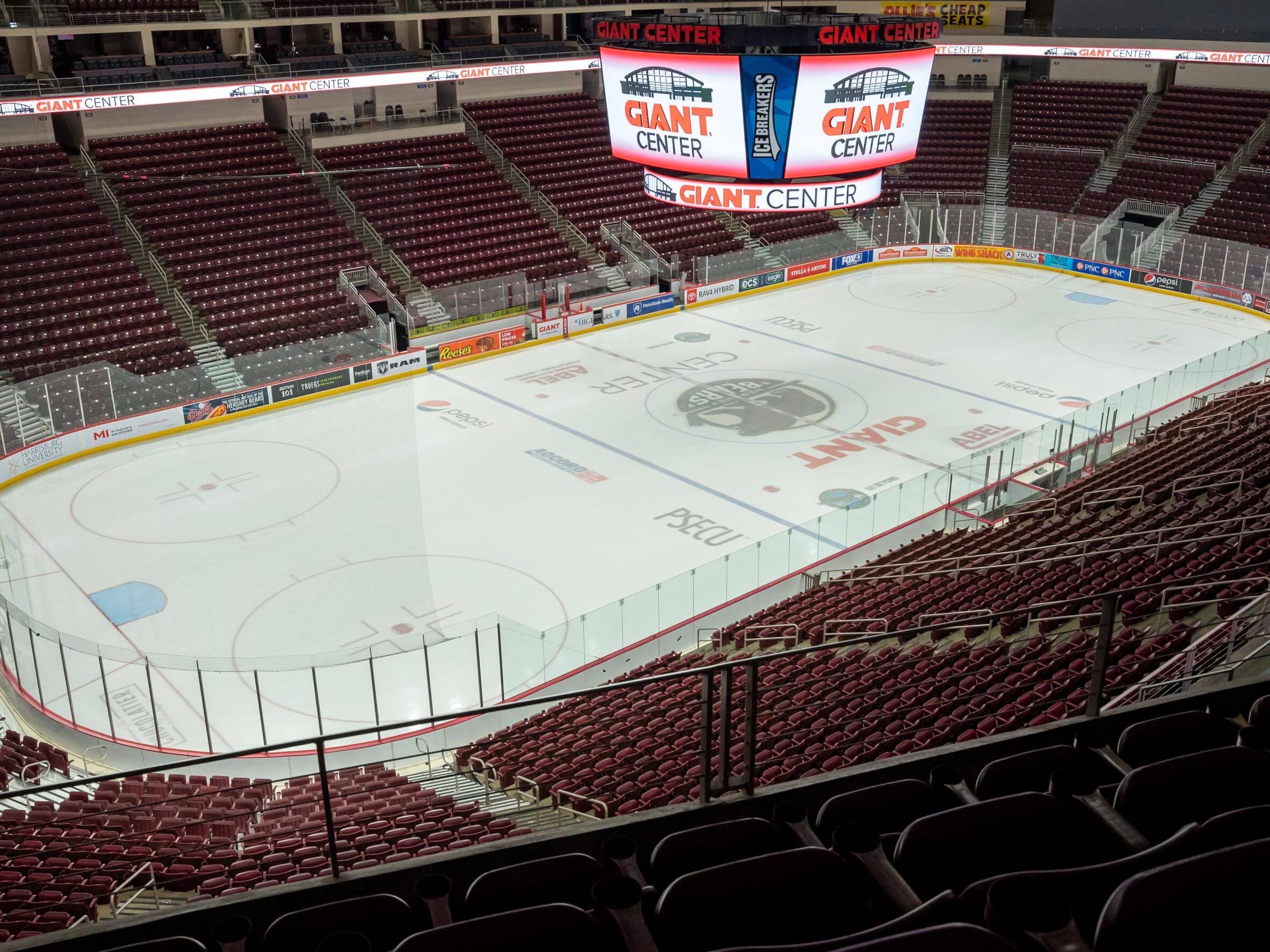 Hershey Bears Unveil Scoreboard at Season Ticket Holder Night